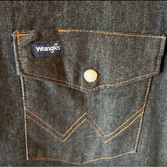 Wrangler Button Down Shirt Size L - Picture 3 of 6